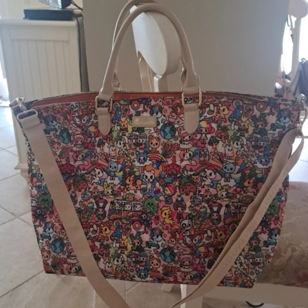 Tokidoki  Stay Groovy Carry All  Tote W Detachable  Strap Excellent - Picture 2 of 13